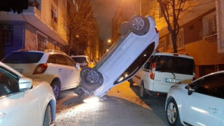 Alkollü Sürücü Kaza Yaptı, Aracı Dik Kaldı