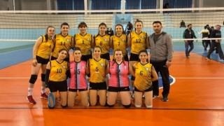 ASÜ Voleybol Takımı Turnuvayı Yenilgisiz Tamamladı