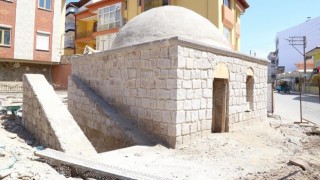 Aksaray Belediyesi Hashas Baba Türbesinde Restorasyon Çalışmalarına Devam Ediyor