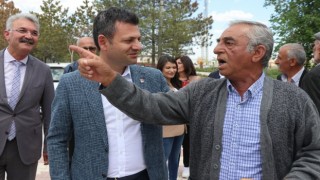 Aksaraylı Çiftçi Oflaz “AK Parti'ye Sesleniyorum 2 Dönem Oy Verdim Oylarımı Geri Gönderin”