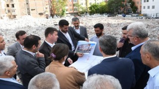 Ak Parti Genel Merkez Temsilcileri Aksaray Belediyesini İnceledi