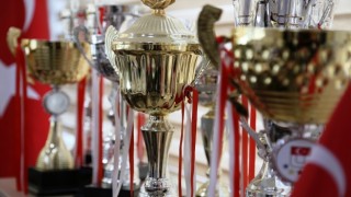 ASÜ’LÜ Sporcular 2021-2022 Sezonunda 26 Madalya Kazandı
