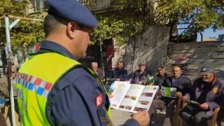 Traktör Sürücüleri Güvenli Trafik Konusunda Bilgilendirildi