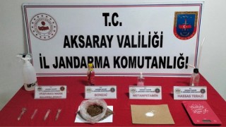 Jandarma 2 Zehir Tacirini Kıskıvrak Yakaladı