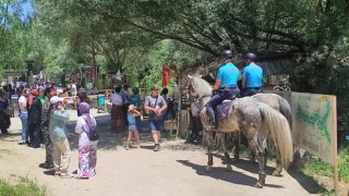 Atlı Jandarma Timleri Bayram Öncesi Sahada