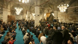 İlk Teravih Namazı Ulu Cami'de Kılındı