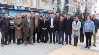 Son Virajda, CHP’li Belediye Başkan Adayı Demir'e Destek Artıyor