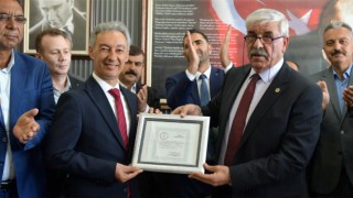 Başkan Zavlak, Mazbatasını Aldı