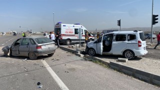 Kırmızı Işık İhlali Kazaya Davetiye Çıkardı: 1 Yaralı