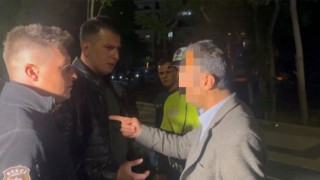 Alkollü Sürücü, Polisle Pazarlık Etti: "Ayakkabımı Verin Ehliyetimi Vereyim!"