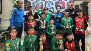 Aksaray’ın Minik Kramponları, Antalya’ya Büyük Gurur Yaşattı