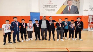 BİLEK GÜREŞİNDE ŞAMPİYON ATATÜRK ORTAOKULU