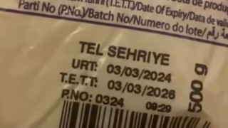 Ortaköy’de skandal iddia: Tarihi geçmiş Ramazan kolileri mi dağıtıldı?