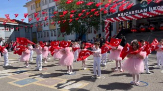 106 yıllık gurur! 23 Nisan coşkuyla kutlandı