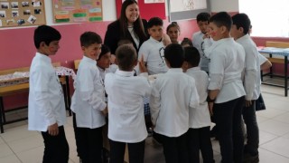 ADD’DEN KÖY OKULUNA 23 NİSAN SÜRPRİZİ