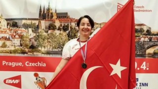 Aksaraylı milli sporcudan Prag’da çifte madalya!