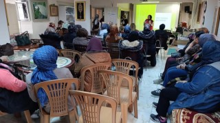 Çocuk gelişiminde ailenin rolü konuşuldu