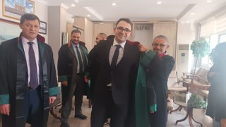 GENÇ AVUKAT MESLEĞE ADIM ATTI