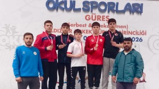 Güreşçiler Türkiye Şampiyonası’nda zirveye yürüdü