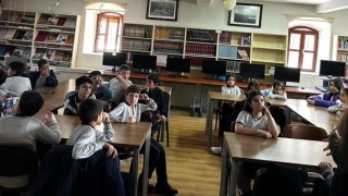 Halk Kütüphanesi minik misafirlerini ağırladı