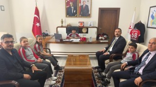 Kaymakamlık koltukları 23 Nisan’da minik ellere emanet