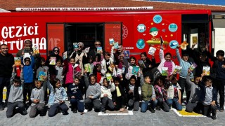 Köyler Gezici Kütüphane sayesinde kitapla buluşuyor