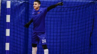 ODTÜ'nün kalesini Aksaraylı genç eldiven koruyor