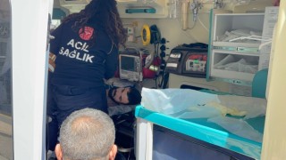 Tartışma bıçaklı kavgaya döndü: 1 yaralı!