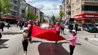 1 Mayıs’ta emekçinin sesi kent meydanında yankılandı