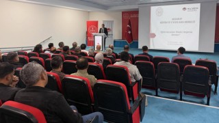 Okul yöneticileri hizmet içi eğitimde buluştu