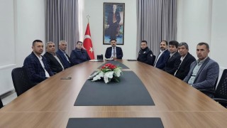 Sultanhanı’nda muhtarlar mahalle sorunları için söz aldı