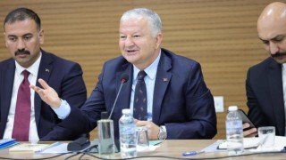 Vali Murat Duru’dan Sultanhanı Ziyareti: Talepler ve Projeler Değerlendirildi
