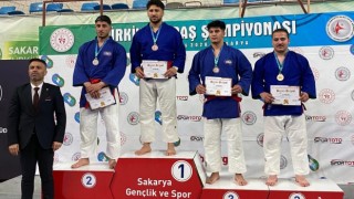 Aksaraylı sporcular Sakarya'da kürsüyü salladı