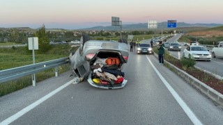 Demirci'de kaza: 4'ü çocuk 7 yaralı
