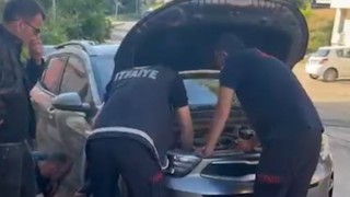 Vatandaşın dikkati kedinin canını kurtardı