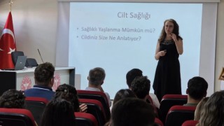 Cilt sağlığı ve sağlıklı yaşlanma semineri düzenlendi