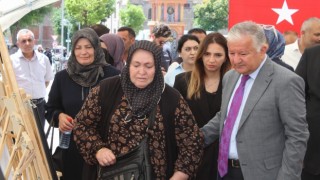 Şehit aileleri ve gazilerin eserleri Aksaraylılarla buluştu