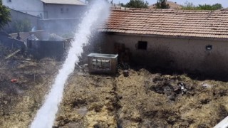 Eskil'de bahçedeki ot yangını büyümeden söndürüldü