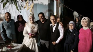 Genç çiftin mutluluğuna devlet de ortak oldu