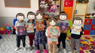 Çocuklar bilimin dünyasını keşfediyor