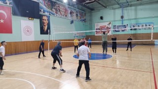 MHP Aksaray teşkilatı voleybolda buluştu