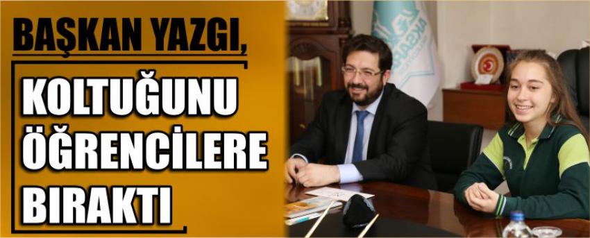 Başkan Yazgı, Koltuğunu Öğrencilere Bıraktı