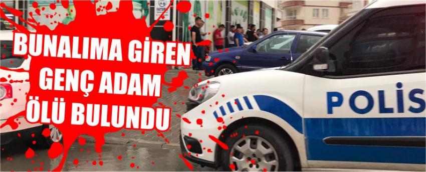 Bunalıma Girdi Kendini Astı