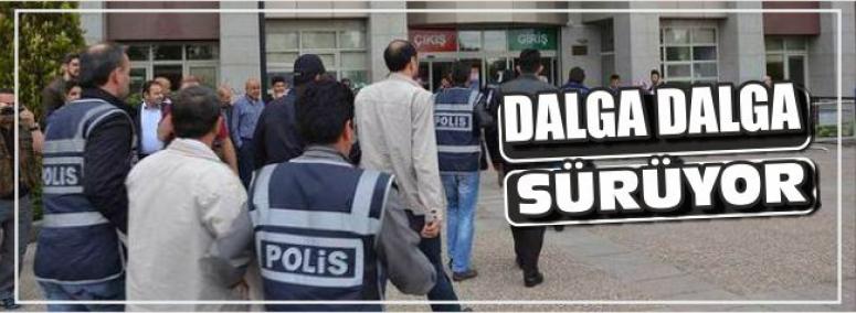 Dalga Dalga Sürüyor 