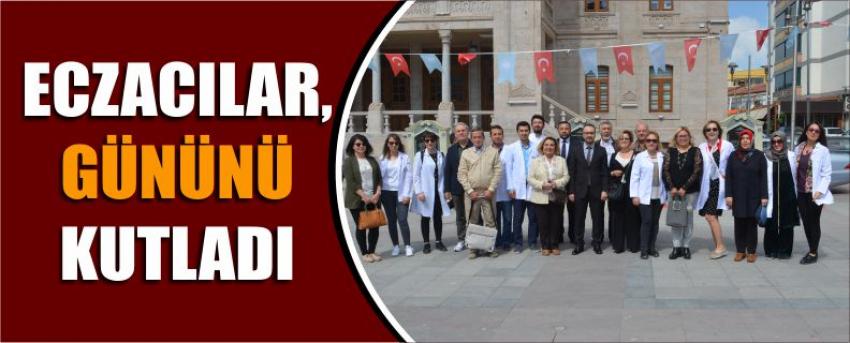 Eczacılar, Gününü Kutladı