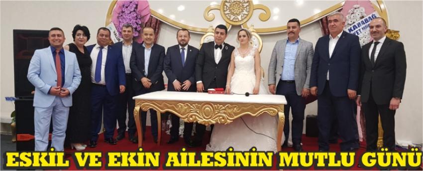 Eskil Ve Ekin Ailesinin Mutlu Günü
