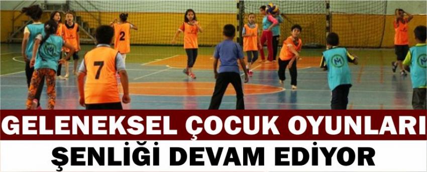 Geleneksel Çocuk Oyunları Şenliği Devam Ediyor