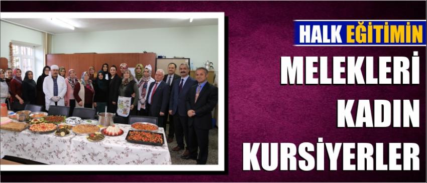 Halk Eğitimin Melekleri Kadın Kursiyerler