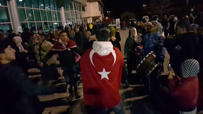 Asker Uğurlamada Bu Görüntüler Tarih Oluyor