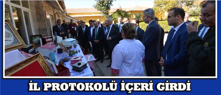 İl Protokolü İçeri Girdi